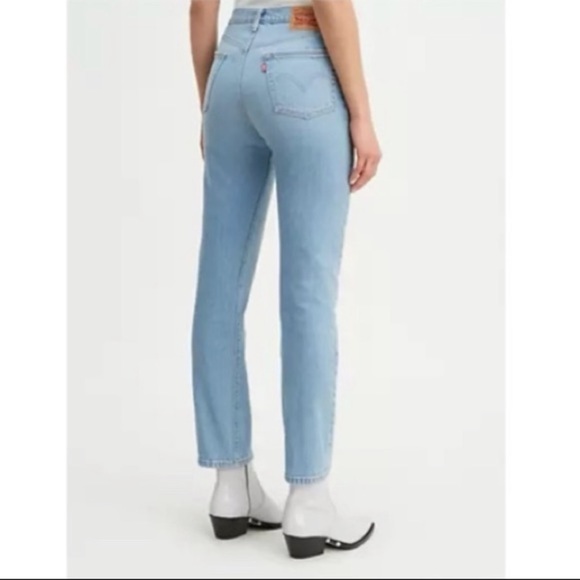 Levi’s 501 // Original Fit Stretch Jeans🌛 - Picture 3 of 11